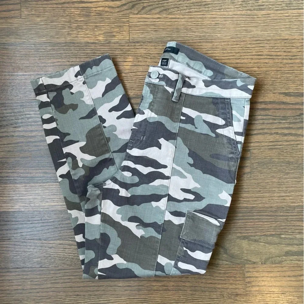 J.Crew Vintage Straight Cargo in Faded Vine Camo Stretch Pants 29 Petite
